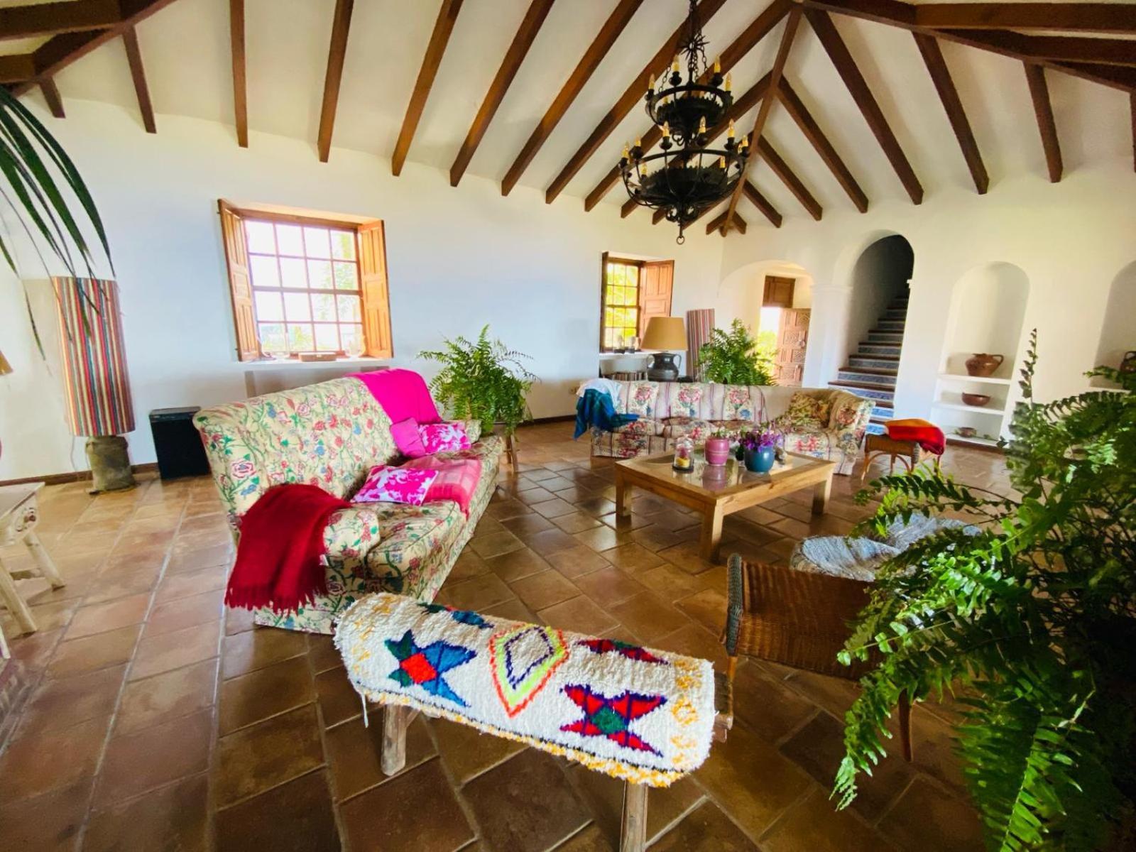 La Rayuela Suites Frontera Bagian luar foto